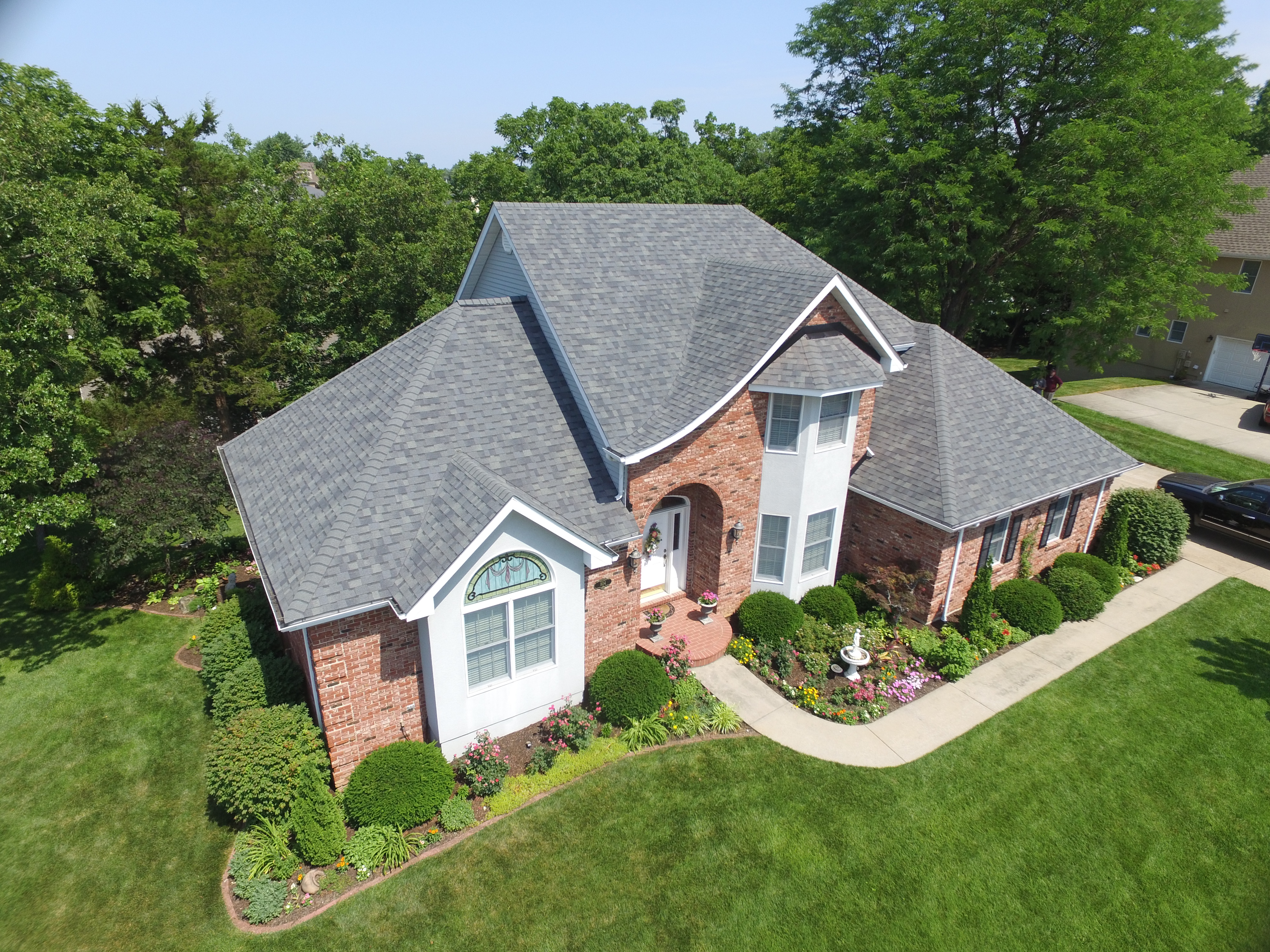 Estate Gray shingle roofing